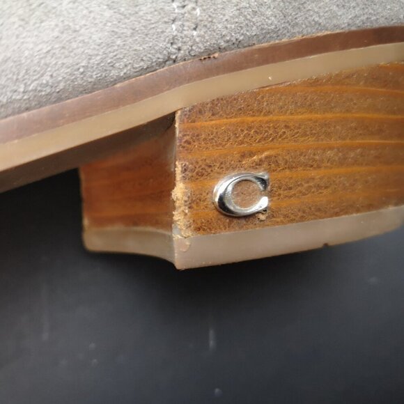 Coach Ladies Size 9 Grey Suede Slip On Brown Block Heel Carter Booties - Picture 11 of 12